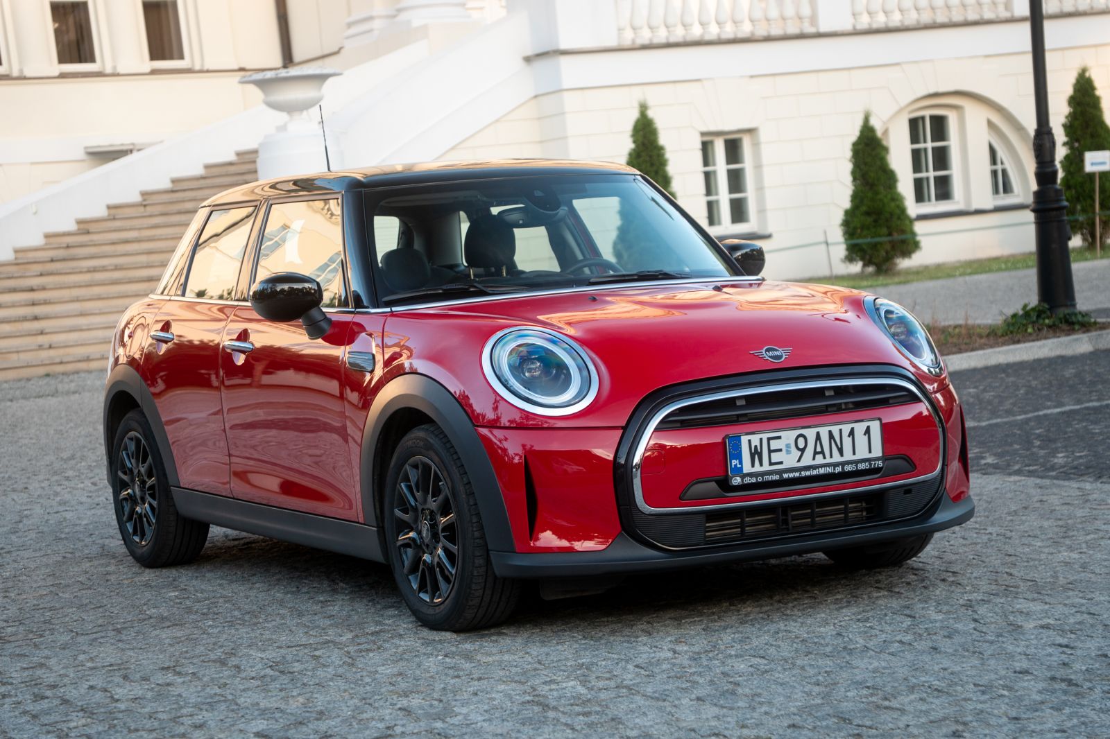 MINI Cooper F55